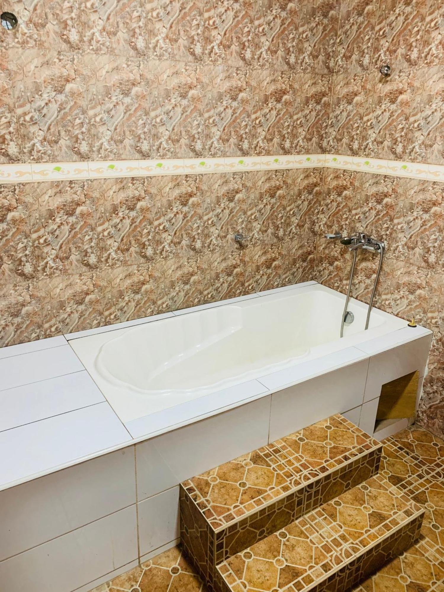 Dc Ambassadors Hotel Dawhwenya المظهر الخارجي الصورة